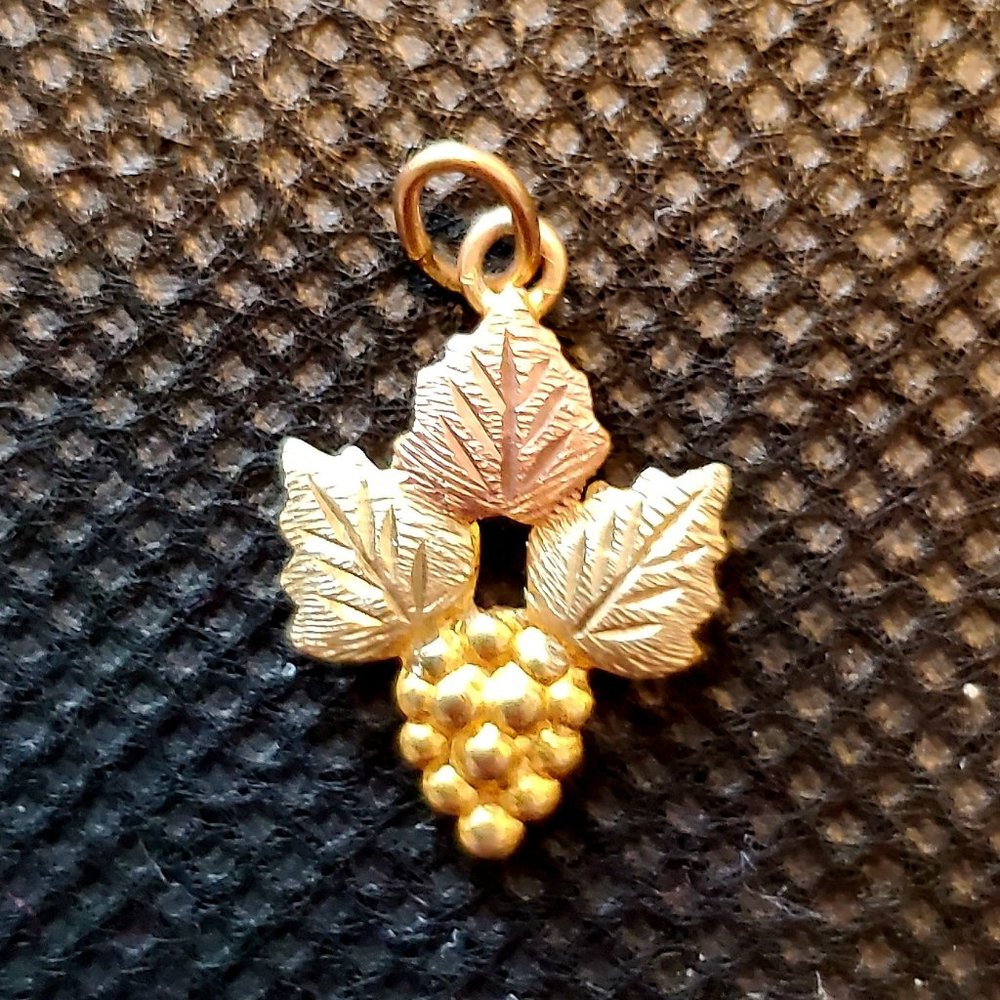Black Hills Gold Pendant